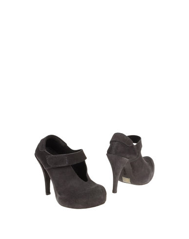 ZOOM PEDRO GARCÍA - Ankle boots
