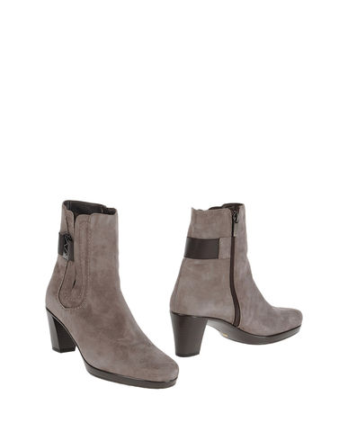 ZOOM VALLEVERDE - Ankle boots