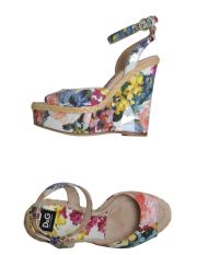 D&G - Wedge