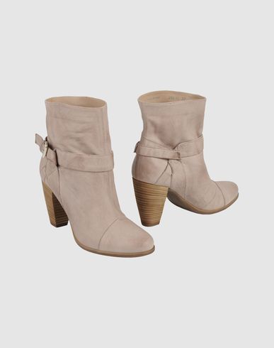 ZOOM JANET & JANET - Ankle boots