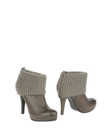 ZOOM APEPAZZA - Ankle boots