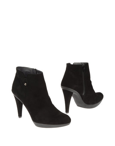 ZOOM STUART WEITZMAN - Ankle boots
