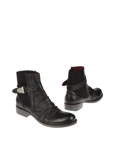 ZOOM IXOS - Ankle boots