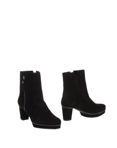 ZOOM STUART WEITZMAN - Ankle boots