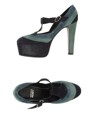 ZOOM MICHEL PERRY - Platform courts