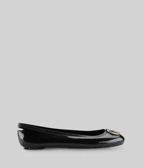 Ballet flats