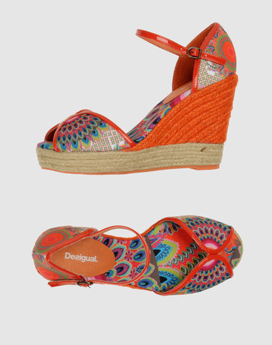 ZOOM DESIGUAL - Wedge