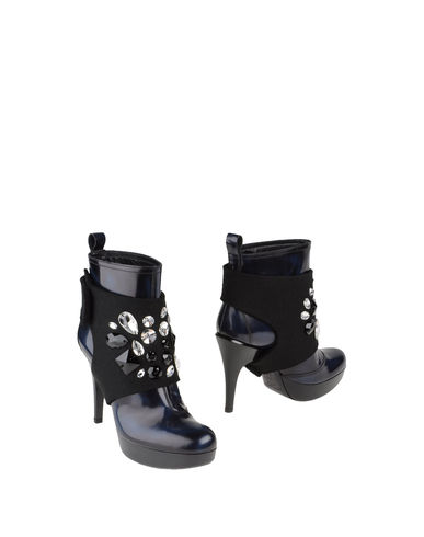 ZOOM PEDRO GARCÍA - Ankle boots
