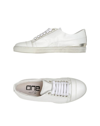 ZOOM ONE FOOTWEAR - Sneakers