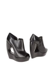 ALAIA - Ankle booties