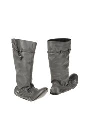 D.A.T.E. - Boots