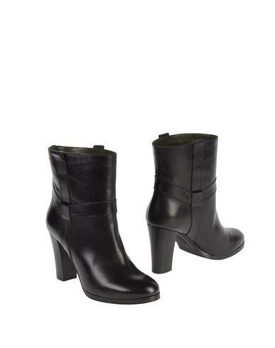 ZOOM DEI MILLE - Ankle boots