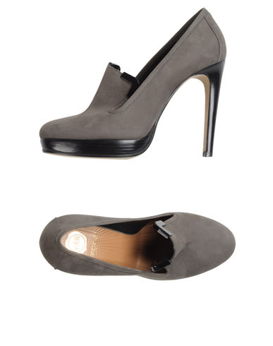 ZOOM VIKTOR & ROLF - Platform courts