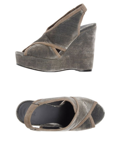 ZOOM HOSS INTROPIA - Sandals