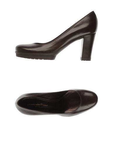 ZOOM GIANVITO ROSSI - Platform courts