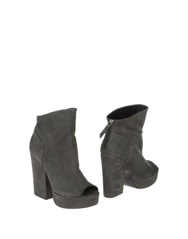 ZOOM VIC MATIE' - Ankle boots