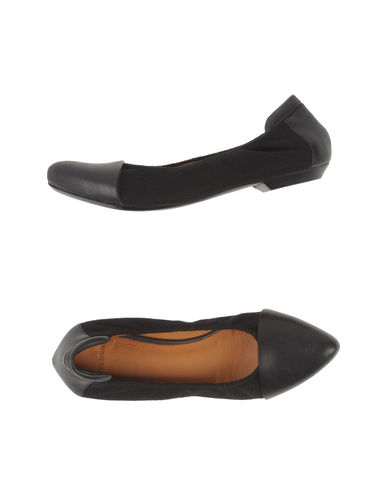 ZOOM GIVENCHY - Ballet flats