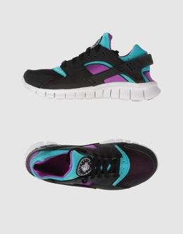 NIKE - SCHUHE - Sneakers - bei YOOX.COM