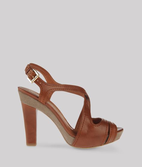 Platform sandals