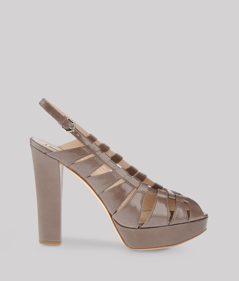 Platform sandals