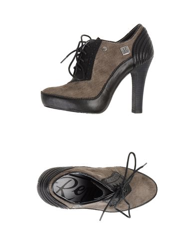 ZOOM REPLAY - Laced shoes