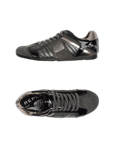 ZOOM REPLAY - Sneakers
