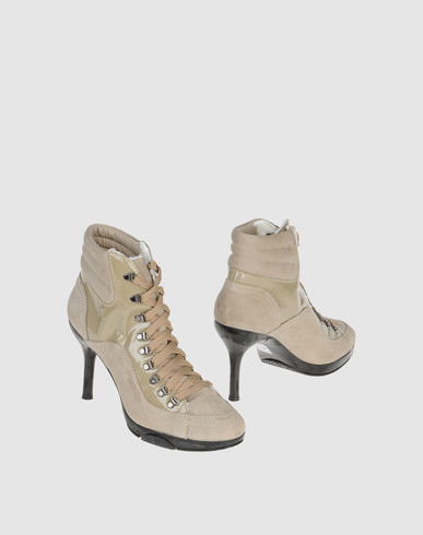 ZOOM RUCO LINE - Ankle boots
