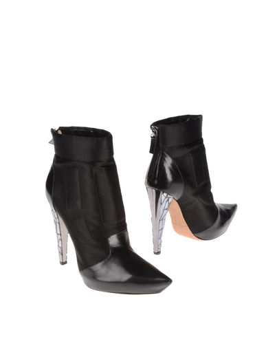 ZOOM ALESSANDRO DELL'ACQUA - Ankle boots