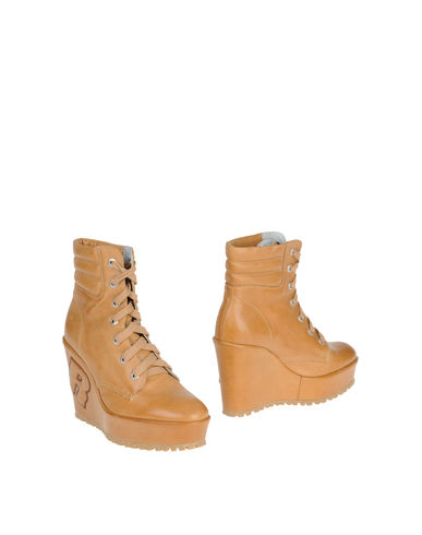 ZOOM RUCO LINE - Ankle boots