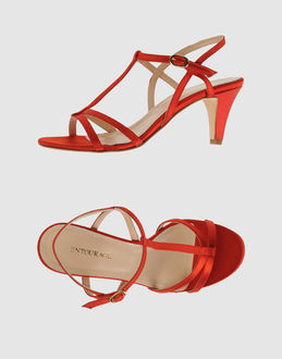 ENTOURAGE - CALZATURE - Sandali con tacco