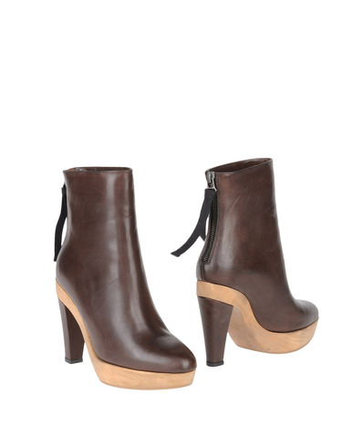 ZOOM MARNI - Ankle boots