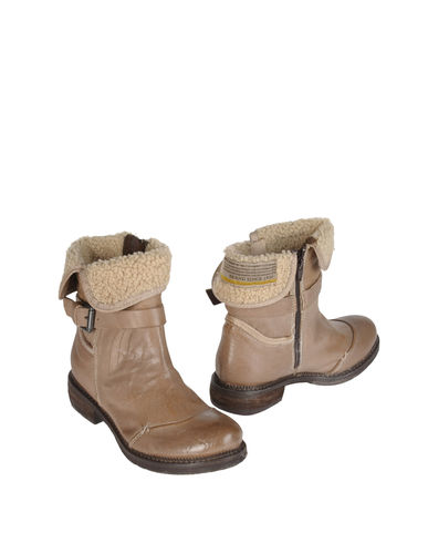 ZOOM MANAS - Ankle boots