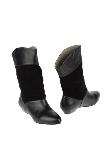 ZOOM SHELLYS - Ankle boots