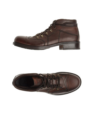 ZOOM DÉBUT - High-top dress shoe