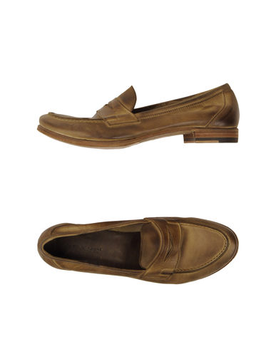 ZOOM OPEN CLOSED - Moccasins