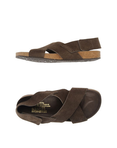 ZOOM PEDRO GARCÍA - Sandals