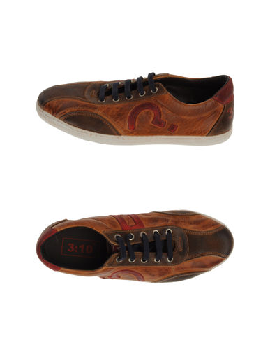 ZOOM 3:10 - Sneakers