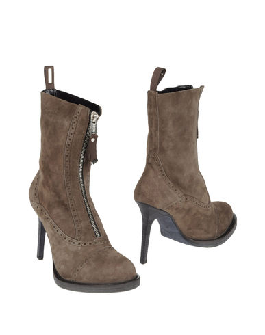 ZOOM HIGH - Ankle boots