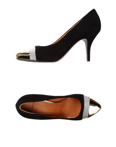 ZOOM GIVENCHY - Closed-toe slip-ons