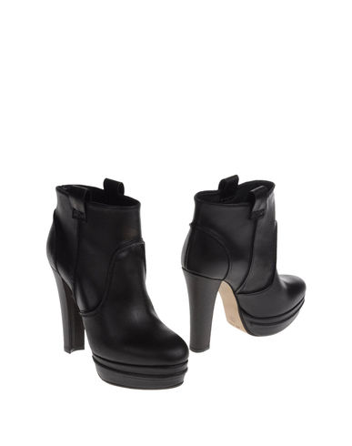 ZOOM VIKTOR & ROLF - Ankle boots