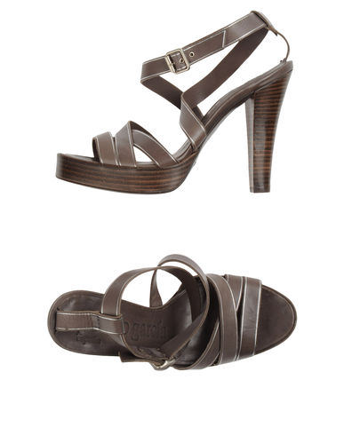 ZOOM PEDRO GARCÍA - Platform sandals