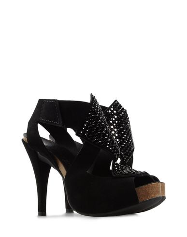 ZOOM PEDRO GARCÍA - Platform sandals