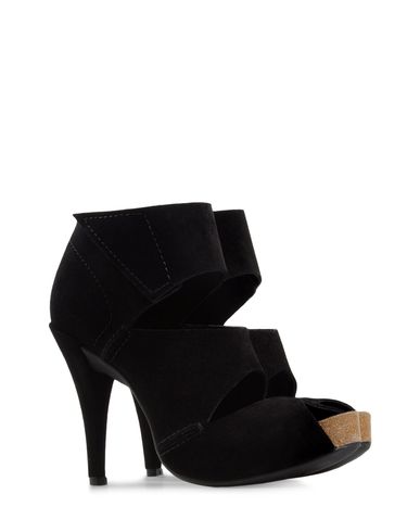ZOOM PEDRO GARCÍA - Platform sandals
