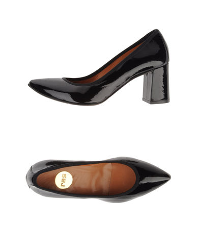 ZOOM RAS - Closed-toe slip-ons