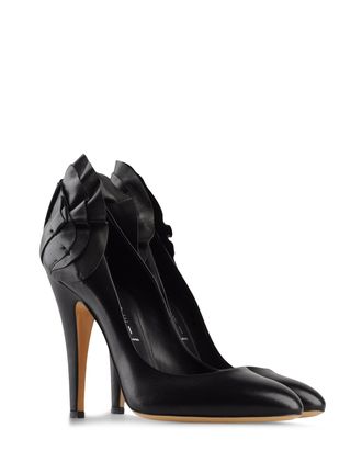 Pumps - CASADEI