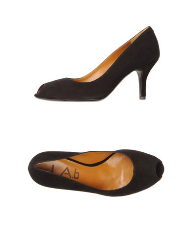 ZOOM L.A.b - Closed-toe slip-ons