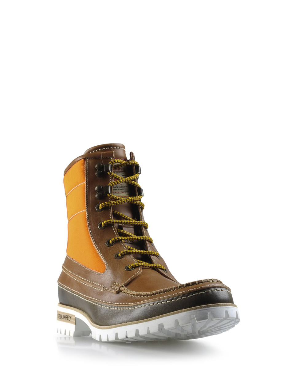 dsquared2 boots