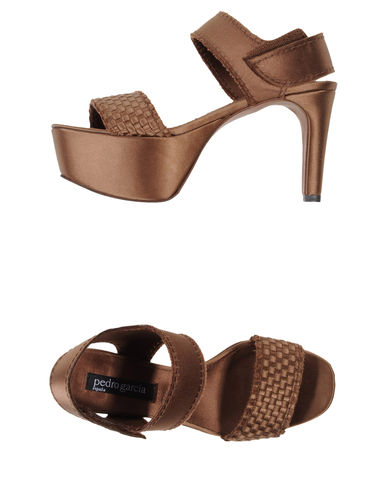 ZOOM PEDRO GARCÍA - Platform sandals