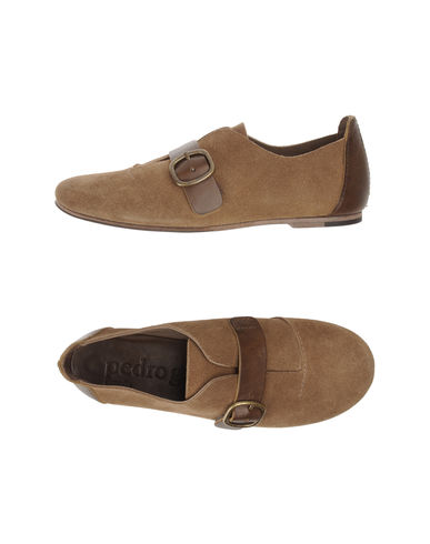 ZOOM PEDRO GARCÍA - Moccasins