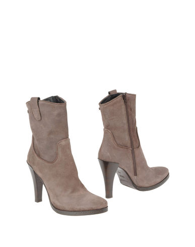 ZOOM MARE - Ankle boots